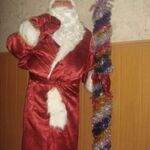Арина:  Сдам в аренду костюм Деда Мороза и Снегурочки
