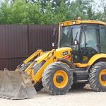 Александр:  Аренда экскаватора погрузчика jcb