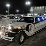 Свадебный Поезд:  Ретро лимузин на свадьбу Excalibur Phantom