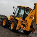 ООО ЖДС:  Услуги экскаватора-погрузчика JCB 4СХ