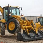 СТРОЙРИМ:  Аренда экскаватора погрузчика Komatsu WВ146-5