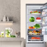 Виталий :  Ремонт холодильников и морозильников 