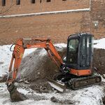 Артём:  Услуги мини - экскаватора Hitachi ZX27-U2