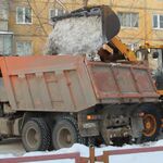 Сергей:  Вывоз снега вручную - разнорабочие Аренда спецтехники