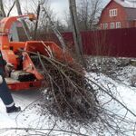 Денис:  Услуги измельчителя древесины. Шредер для дерева в аренду 