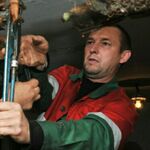 Олег:  Сантехник, все виды сантехнических работ
