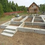 Дмитрий:  Строительство фундаментов и домов .