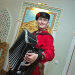 Артур:  Баянист певец  в Калуге
