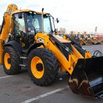 ООО СпецРесурс:  Аренда экскаватора-погрузчика JCB в г. Ревда и окрестностях