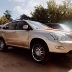 Алексей:  Катаю свадьбы на Lexus RX