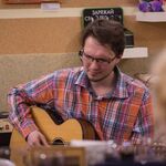Артем Дробышевский:  Обучение игре на гитаре 