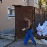 Илья:  Демонтаж, уборка строительного мусора