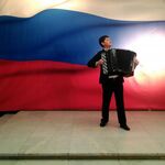 Борис:  Профессиональный поющий баянист в г. Ульяновске