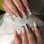 NAILS YUG SCHOOL:  Наращивание, коррекция  покрытие  гель лаком маникюр педикюр