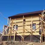 Дмитрий:  Построим каркасный или брусовой дом,пристройку,крышу