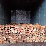Руслан:  Продаю дрова колотые и чурбаками 