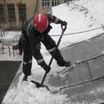 Анатолий:  Уборка, чистка крыш от снега, льда, сосулек в Барнауле 