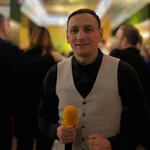 Роберт:  Ведущий самых ярких событий
