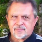 Юрий:  Репетитор по физике (ЕГЭ и ОГЭ)
