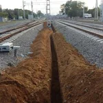 Копка траншей:  Ручная копка траншей