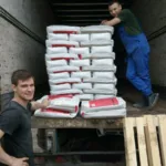 Егор:  Разнорабочие на погрузку и разгрузку и многое другое.