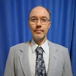 Юрий:  Репетитор по математике, физике и другим школьным предметам