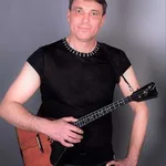Андрей:  Балалаечник на праздник