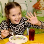 Игорь:  Видео, фотосъемка, изготовление роликов, оцифровка.