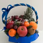 Марина:  Вкусные съедобные букеты - из фруктов, сухофруктов, овощей.
