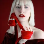 Милена:  Модель для коммерческих съёмок 