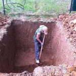 Дмитрий:  Земляные Работы.Копка В Ручную.Копка Траншей.Колодцев