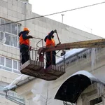 Никита:  Сбой сосулек с кровли и крыши