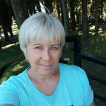 Вера:  Ищу работу няни.