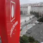 По антенне:  Установка ремонт настройка спутниковых антенн