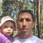 Виталий:  Ремонт пластиковых и алюминиевых окон и дверей.