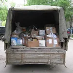 Александр:  Вывозим мусор контейнерами и газелью