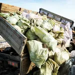 Азат:  Вывоз мусора на самосвалах соболь вездеход, зил, камаз, шакман
