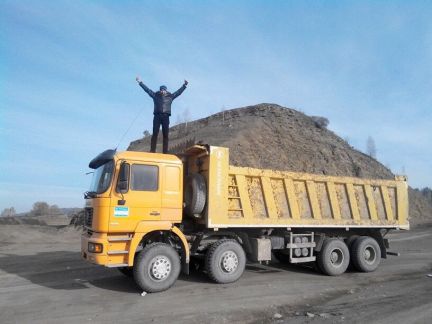 Липецк доставка щебень. Самосвалы которые возят много Песков.