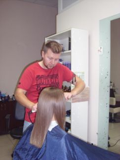 Олег:  Обучение процедуре кератинового выпрямления волос