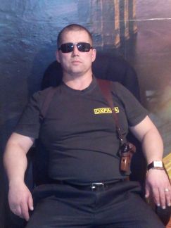 Работа сторожа красноярске. Сторож на автостоянку североморске. Работа в охране. Работа сторожа красноярске. Охрана рынка.