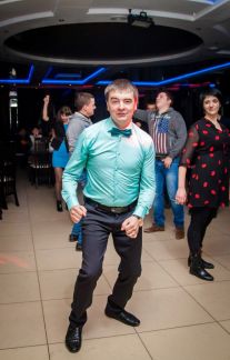 АЛЕКСЕЙ:  Ведущий вашего праздника Камышин - Фролово  Алексей Демидов