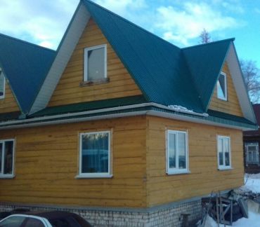 Бригада строителей построит дачу
