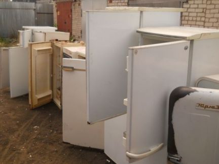 Дмитрий:  Утилизируем холодильники и морозильные камеры
