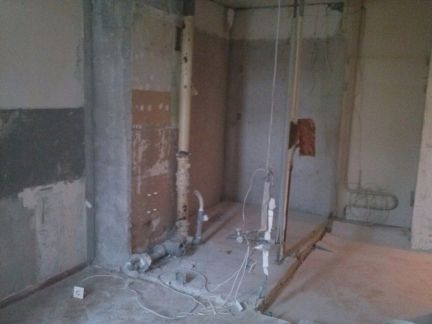 эскадренный миноносец "отчаянный". елка в мурманске. демонтаж мурманск. елка на площади. демонтаж мурманск.