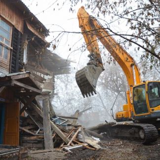 Андрей:  Слом домов, строений Демонтаж Вывоз мусора Уборка