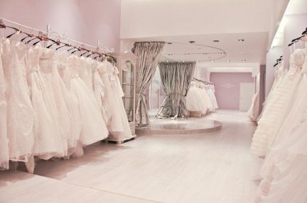 Наталья:  Отпаривание свадебных платьев в Самаре