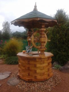 Домик для колодца