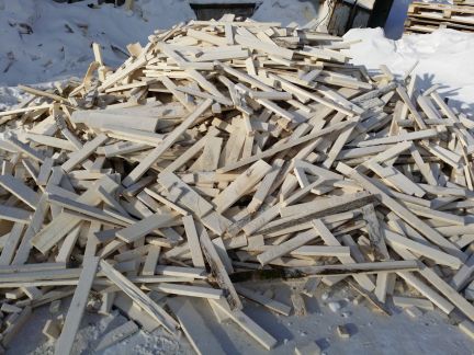 Дрова берёзовые колотые. Машина на дровах. Кучка дров. Дрова нижний тагил. Дрова нижний тагил.