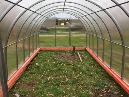 Теплица 2х4 капелька. Теплица волна. Теплицы в нижнем новгороде. Минский завод теплиц. Теплица уралочка митлайдер.