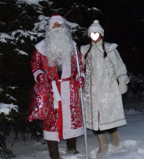 Алексей:  Прокат(аренда) костюмов Деда Мороза и Снегурочки